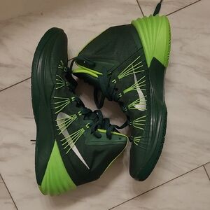Hyperdunks Green and Black Basketball Sneakers